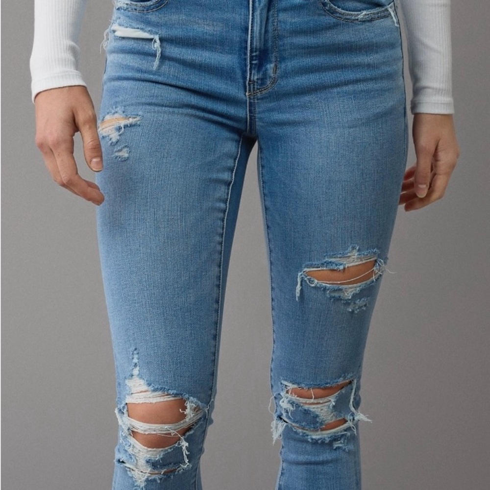 American Eagle Distressed Blue Jeans sz 10